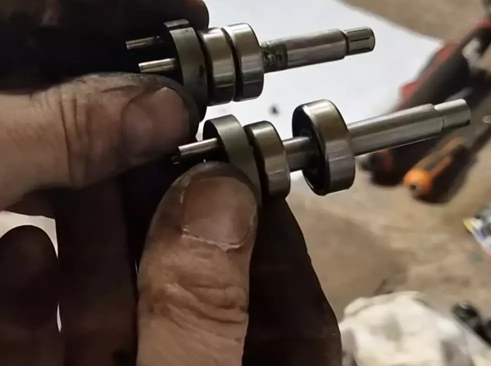 Longer wheel axle and longer distance between wheel bearings